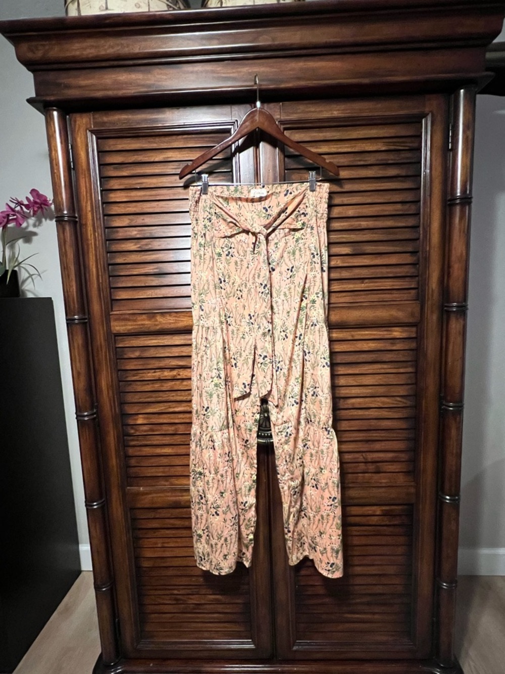NWT Elan Floral Palazzo Pants Boho, Wide‎ Leg, Flowy, Smocked Waist Size Large